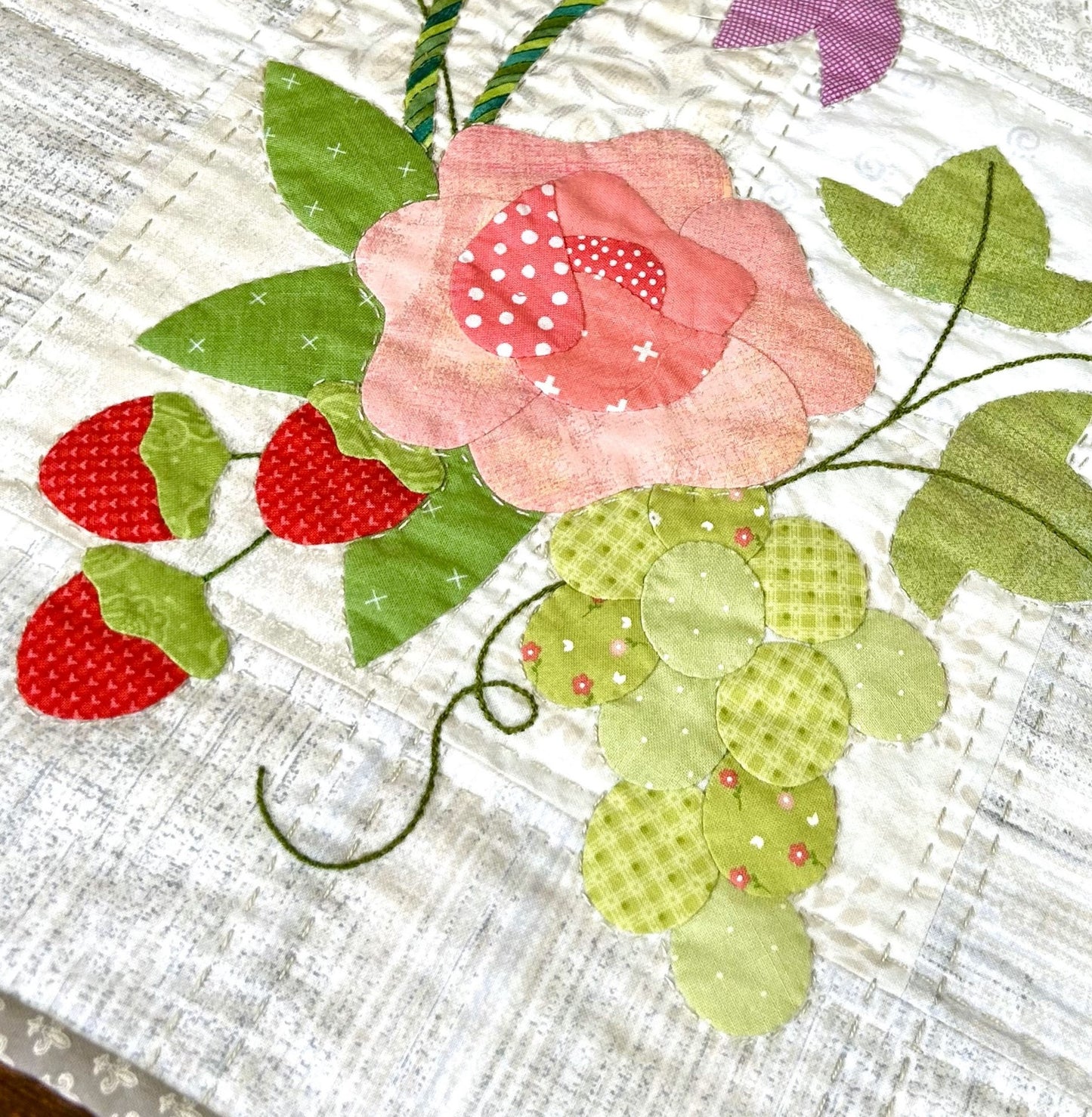 Summer Garden Table Runner PDF Download