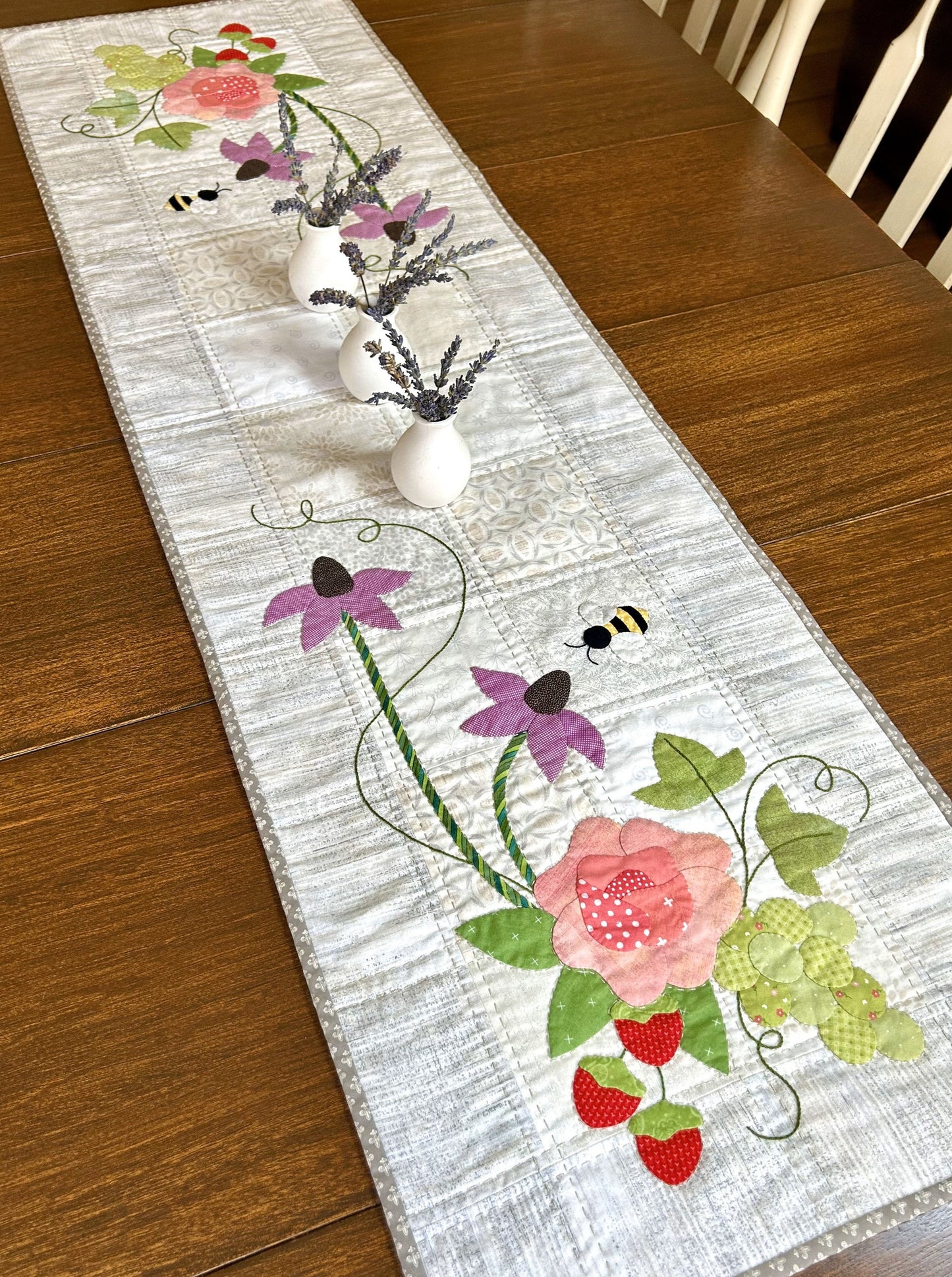 Summer Garden Table Runner PDF Download
