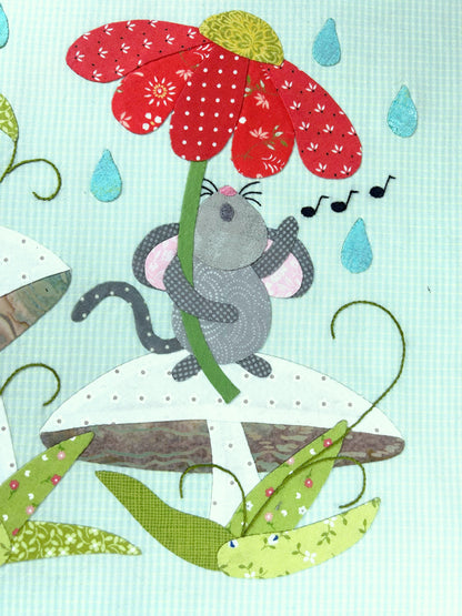 Garden Mouse -7 Singing in the Rain