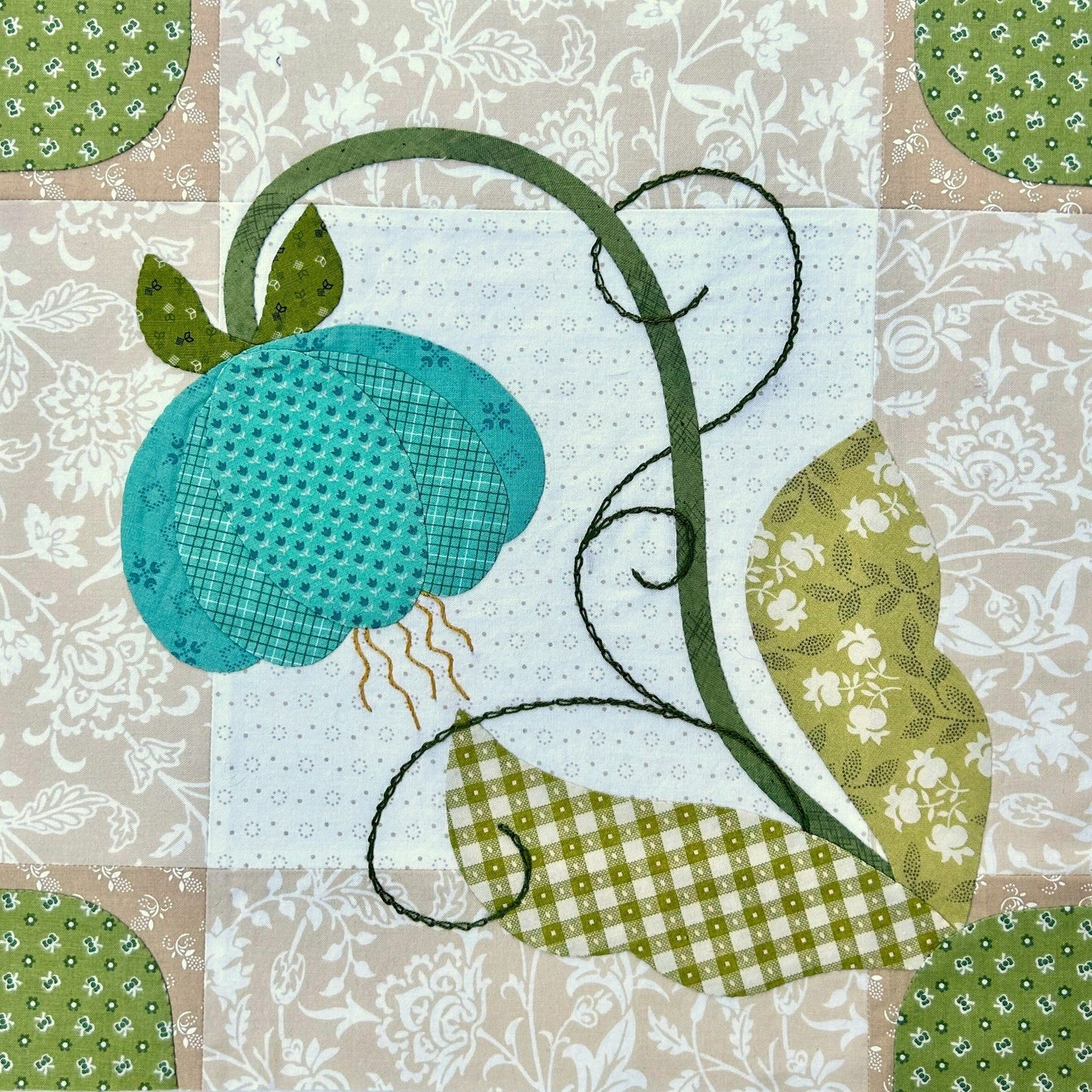 Petal & Vine Block 13 PDF